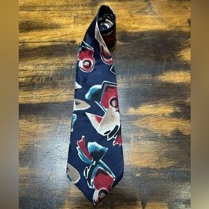 Halston III Tie